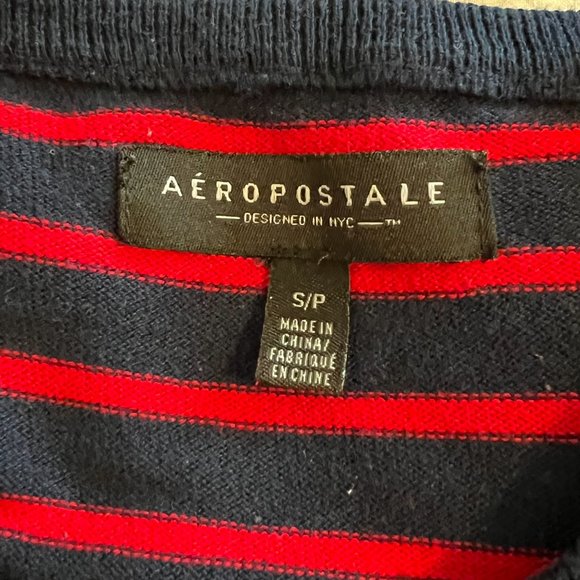 Aeropostale Light Sweater Size Small Color Red and Dark Blue Striped - Picture 2 of 3